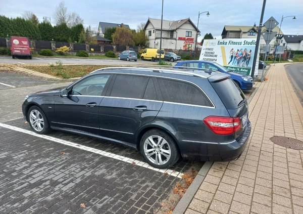 Mercedes-Benz Klasa E cena 47500 przebieg: 214000, rok produkcji 2012 z Miłosław małe 46